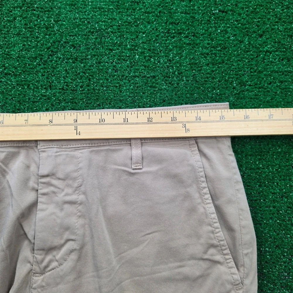 AG Adriano Goldschmied The Griffin Relaxed Shorts Mens 30R Tan Flat Front Preppy